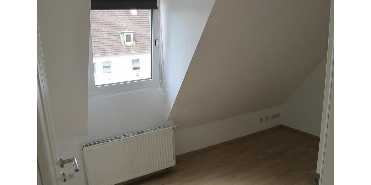 Dachgeschoßwohnung Bendorf - 5 Zimmer, 99 m&sup2;, 900&euro; | Angebot:26604288