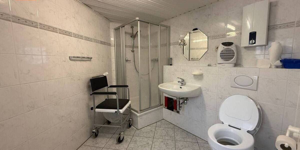 Reihenmittelhaus Erpel - 4 Zimmer, 90 m&sup2;, 79.000&euro; | Angebot:25984349