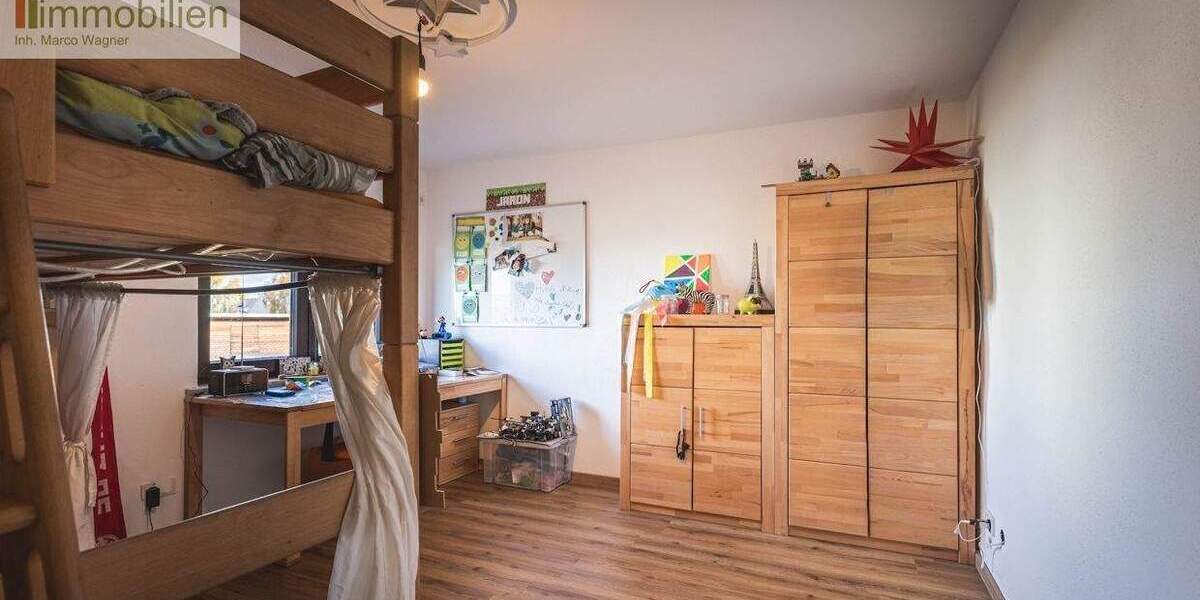 Mehrfamilienhaus, Wohnhaus Breitscheid - 9 Zimmer, 200 m&sup2;, 725.000&euro; | Angebot:25690720