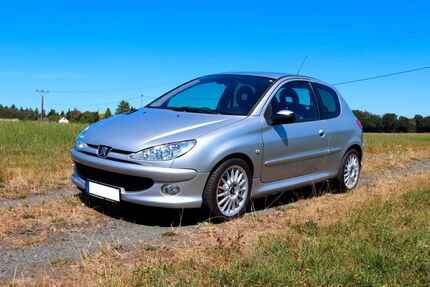 Peugeot 206 177.783 km 2.700 &euro; Asbach 53567