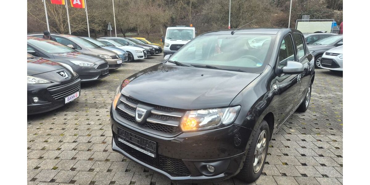 Dacia Sandero 122.000 km 3.790 &euro; Boppard/Bad Salzig 56154
