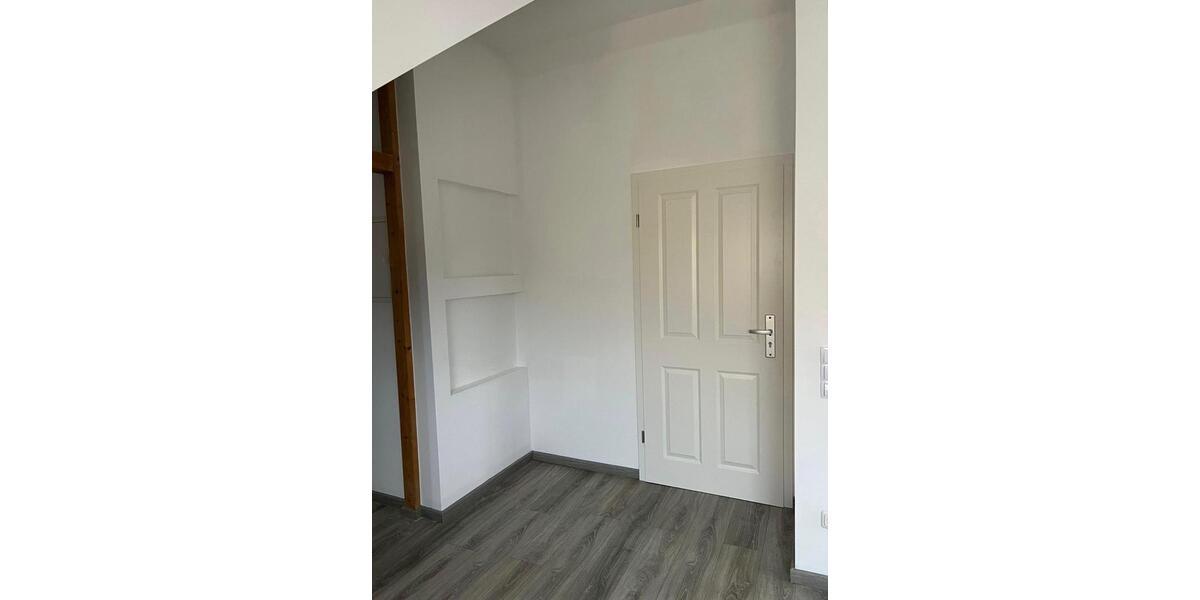 Etagenwohnung Welling - 2 Zimmer, 89 m&sup2;, 890&euro; | Angebot:25886591