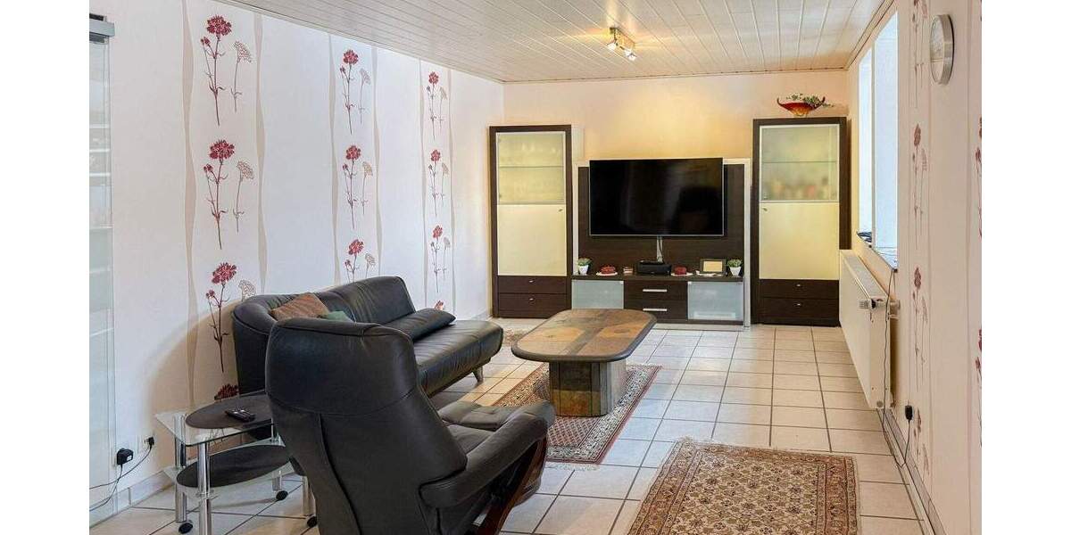 Einfamilienhaus Mündersbach - 1 Zimmer, 260 m&sup2;, 297.000&euro; | Angebot:25691936