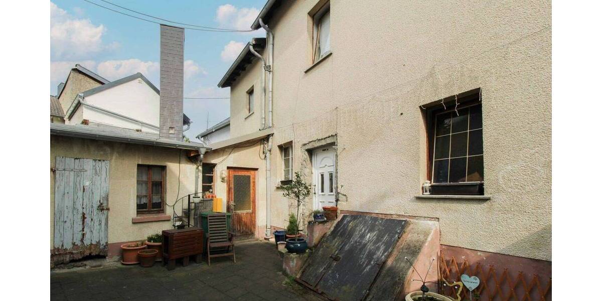 Mehrfamilienhaus, Wohnhaus Leutesdorf - 9 Zimmer, 308 m&sup2;, 360.000&euro; | Angebot:25999309