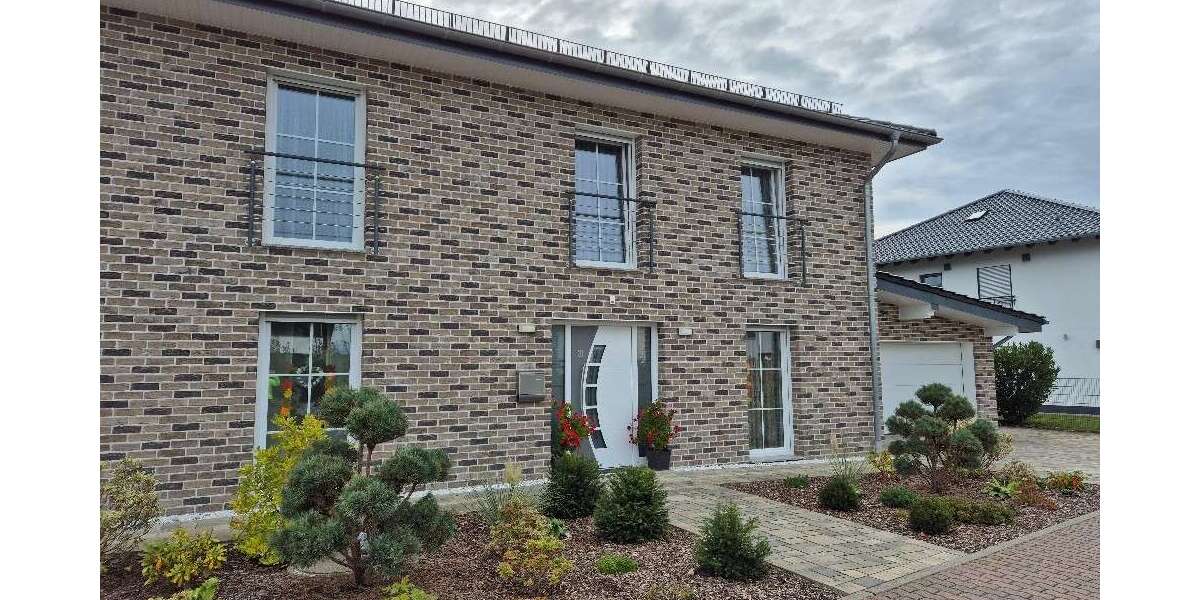 Einfamilienhaus Halsenbach - 6 Zimmer, 214 m&sup2;, 675.000&euro; | Angebot:25892648