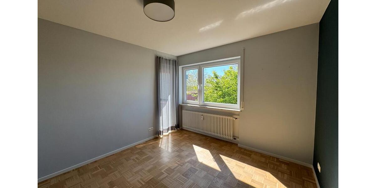 Etagenwohnung Koblenz Karthause - 2 Zimmer, 92 m&sup2;, 1.150&euro; | Angebot:26676348