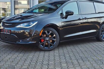 Chrysler Pacifica 46.400 km 29.990 &euro; Neuwied 56566