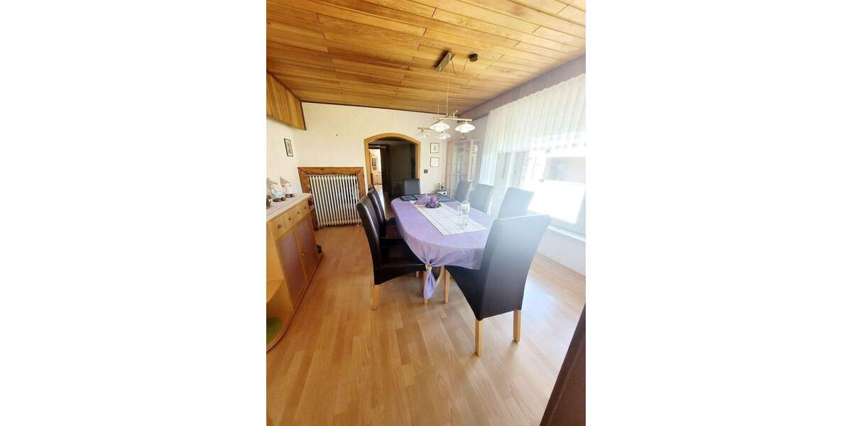 Mehrfamilienhaus, Wohnhaus Höhr-Grenzhausen Grenzhausen - 6 Zimmer, 168 m&sup2;, 209.000&euro; | Angebot:25702323