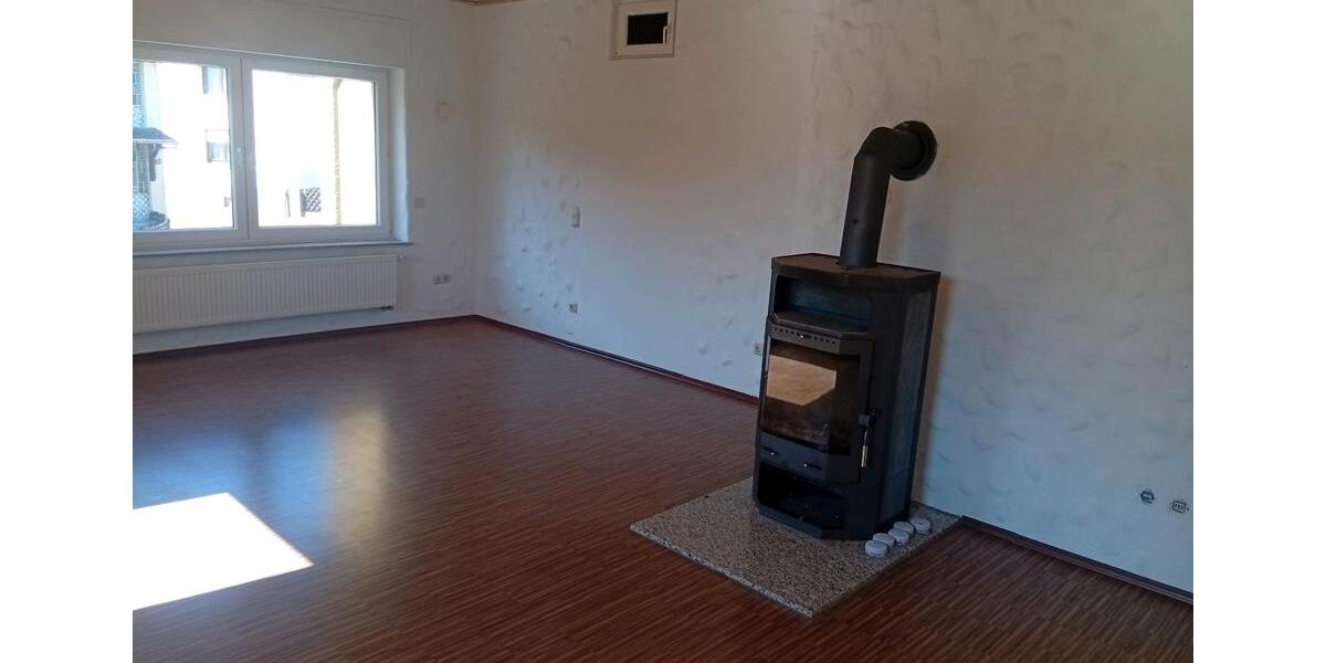 Erdgeschoßwohnung Nauort - 3 Zimmer, 90 m&sup2;, 500&euro; | Angebot:26688025