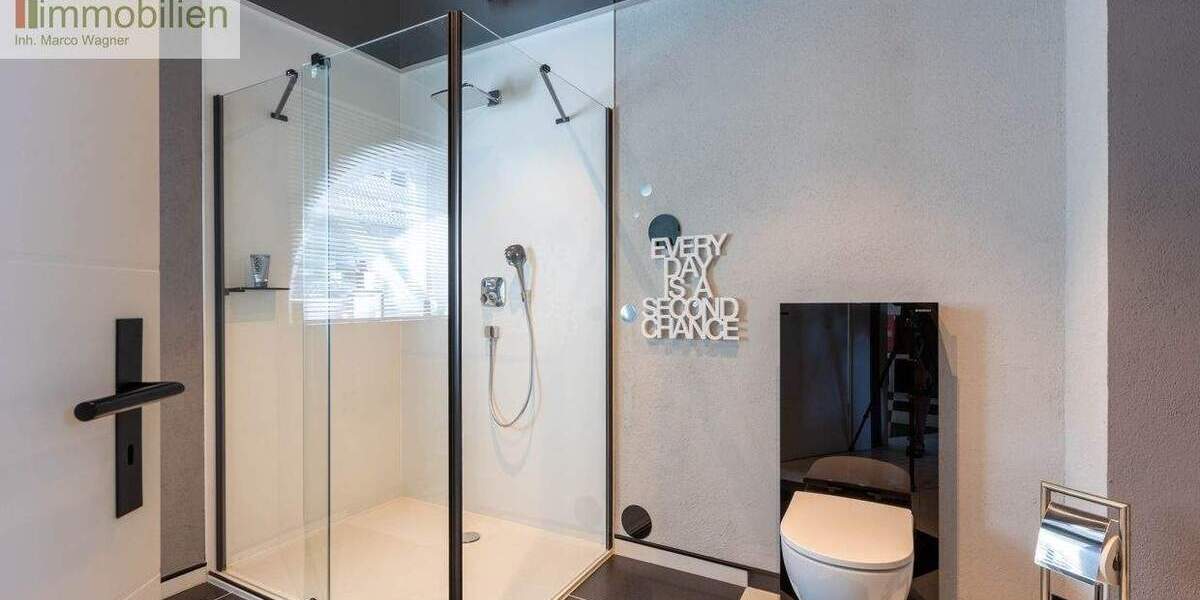 Doppelhaushälfte Roßbach - 3 Zimmer, 134 m&sup2;, 325.000&euro; | Angebot:25899057