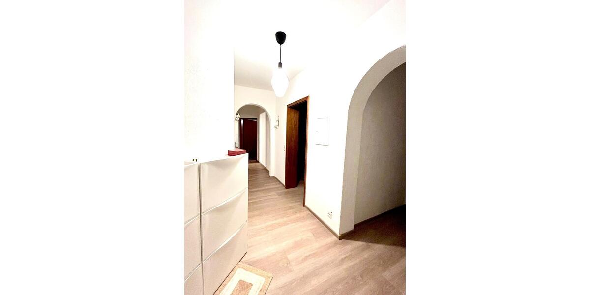 Etagenwohnung Bendorf - 3 Zimmer, 90 m&sup2;, 925&euro; | Angebot:25892193