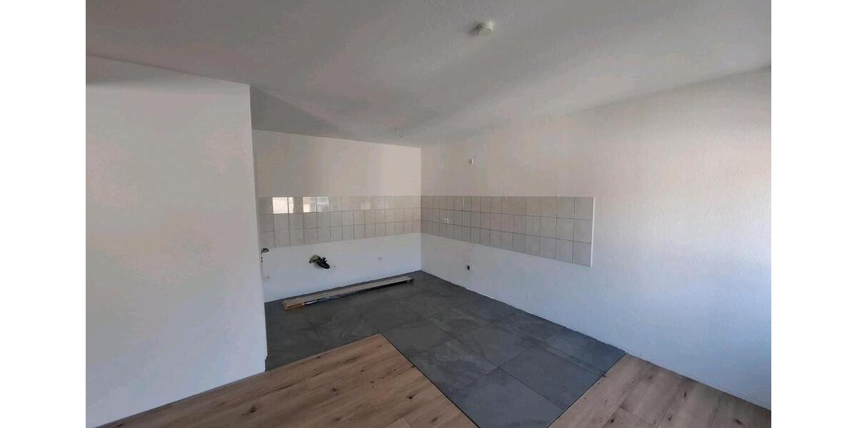 Etagenwohnung Lahnstein - 3 Zimmer, 110 m&sup2;, 225.000&euro; | Angebot:25612266
