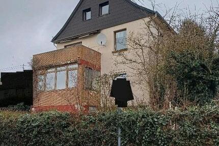 Haus Eitelborn - 6 Zimmer, 140 m&sup2;, 130.000&euro; | Angebot:25370258