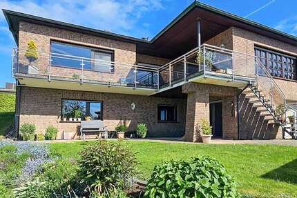 Haus Neustadt Hombach - 6 Zimmer, 160 m&sup2;, 398.000&euro; | Angebot:26926317