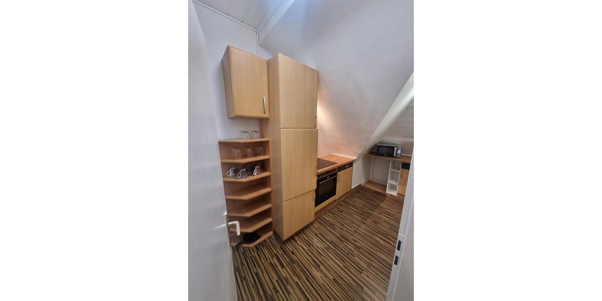 Dachgeschoßwohnung Mayen - 1 Zimmer, 20 m&sup2;, 350&euro; | Angebot:25056573