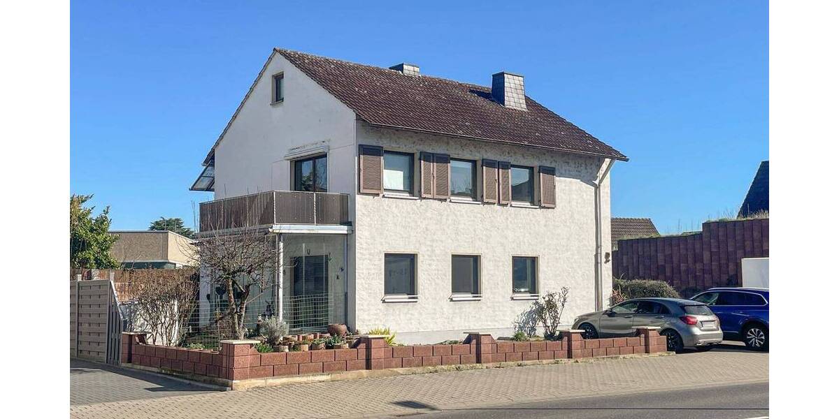 Einfamilienhaus Neuwied - 6 Zimmer, 129 m&sup2;, 1.300&euro; | Angebot:25984579