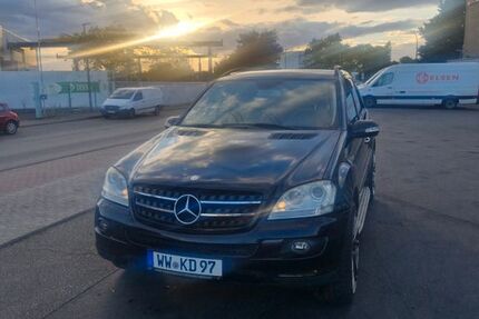 Mercedes-Benz ML 320 155.000 km 11.400 &euro; Koblenz 56072