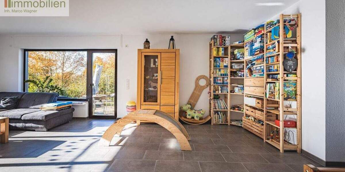 Mehrfamilienhaus, Wohnhaus Breitscheid - 9 Zimmer, 200 m&sup2;, 725.000&euro; | Angebot:25690720