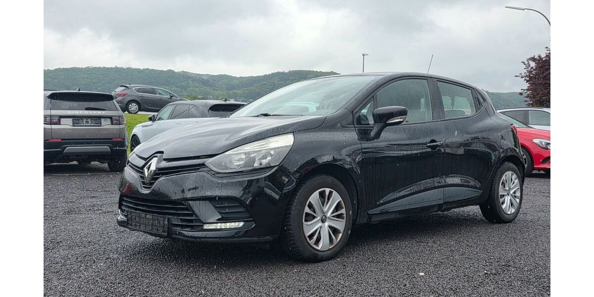 Renault Clio 93.000 km 5.500 &euro; Oberwinter 53424
