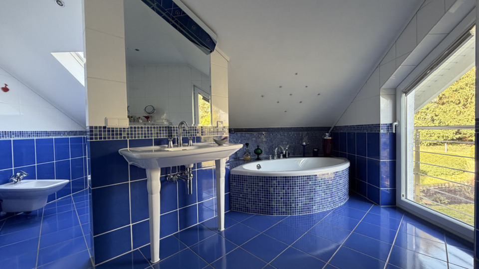 Einfamilienhaus Höhr-Grenzhausen Grenzhausen - 8 Zimmer, 305 m&sup2;, 868.000&euro; | Angebot:25382741