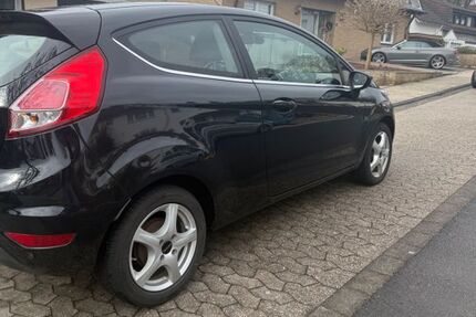 Ford Fiesta 181.000 km 4.900 &euro; Bad Neuenahr 53474