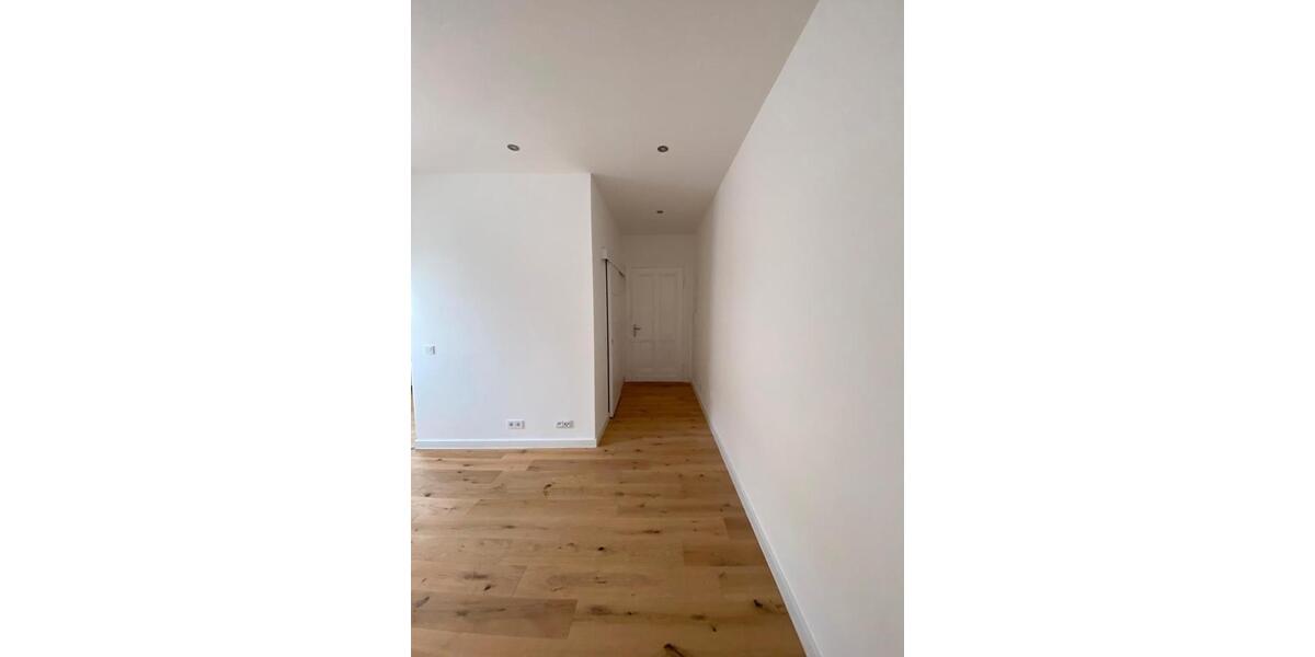 Dachgeschoßwohnung Koblenz - 2 Zimmer, 34 m&sup2;, 643&euro; | Angebot:26649394