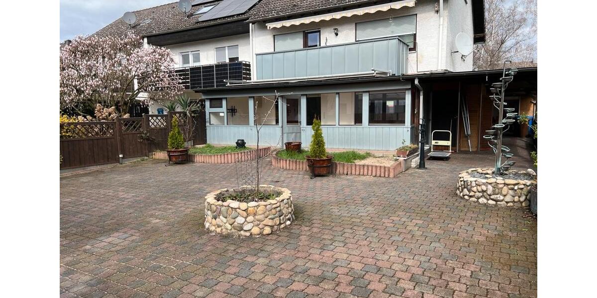 Erdgeschoßwohnung Urmitz - 2 Zimmer, 86 m&sup2;, 1.200&euro; | Angebot:25842192