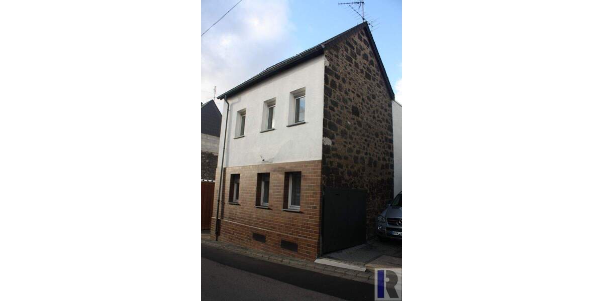 Einfamilienhaus Andernach Eich - 5 Zimmer, 137 m&sup2;, 175.000&euro; | Angebot:25695145