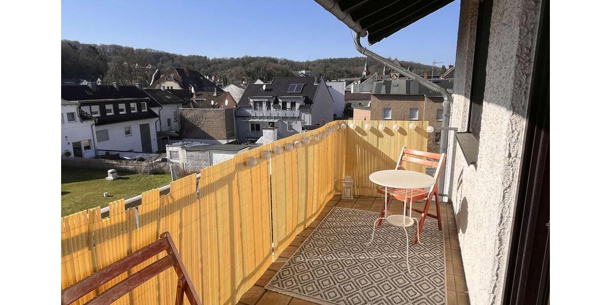 Etagenwohnung Remagen - 3 Zimmer, 105 m&sup2;, 1.200&euro; | Angebot:25373875