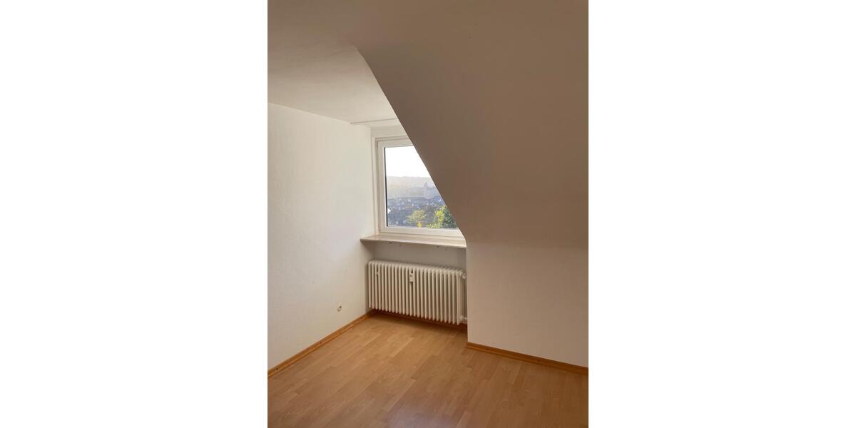 Dachgeschoßwohnung Koblenz Arenberg-Immendorf - 3.5 Zimmer, 80 m&sup2;, 640&euro; | Angebot:26617860