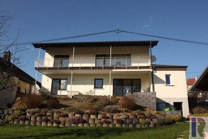 Haus Hümmerich - 6 Zimmer, 190 m&sup2;, 425.000&euro; | Angebot:25695128