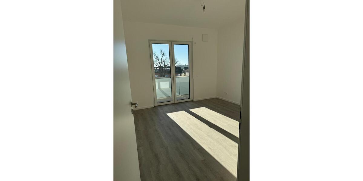 Einfamilienhaus Flammersfeld - 3 Zimmer, 105 m&sup2;, 1.260&euro; | Angebot:25646960