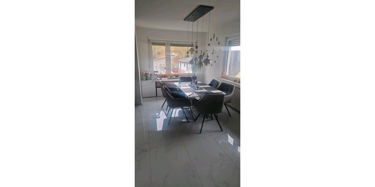 Einfamilienhaus Remagen - 8 Zimmer, 250 m&sup2;, 599.000&euro; | Angebot:25797226