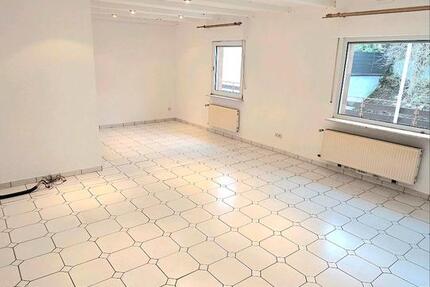 Wohnung Mülheim-Kärlich Kärlich - 4 Zimmer, 136 m&sup2;, 1.225&euro; | Angebot:26024382