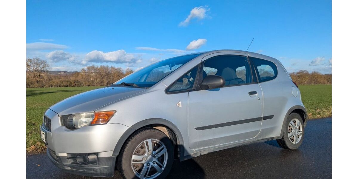 Mitsubishi Colt 97.000 km 4.400 &euro; Andernach 56626