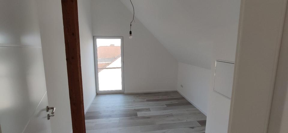 Etagenwohnung Mülheim-Kärlich Kärlich - 2 Zimmer, 47 m&sup2;, 555&euro; | Angebot:25958609