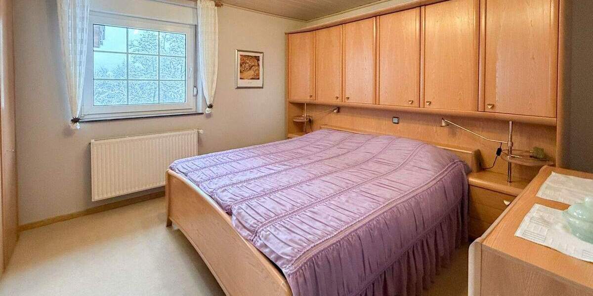 Einfamilienhaus Mündersbach - 1 Zimmer, 260 m&sup2;, 297.000&euro; | Angebot:25691936