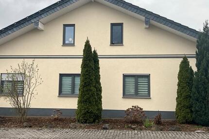 Haus Weißenthurm - 8 Zimmer, 260 m&sup2;, 720.000&euro; | Angebot:25716166