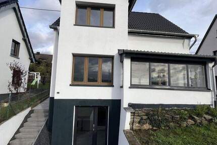 Haus Erpel - 5 Zimmer, 127 m&sup2;, 429.000&euro; | Angebot:25663275