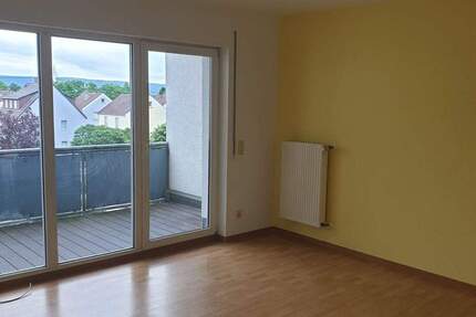 Wohnung Weißenthurm - 4 Zimmer, 96 m&sup2;, 765&euro; | Angebot:25680270