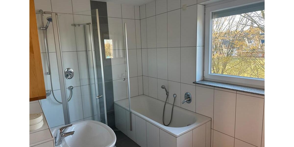 Dachgeschoßwohnung Koblenz Karthause - 3 Zimmer, 140 m&sup2;, 850&euro; | Angebot:24674540