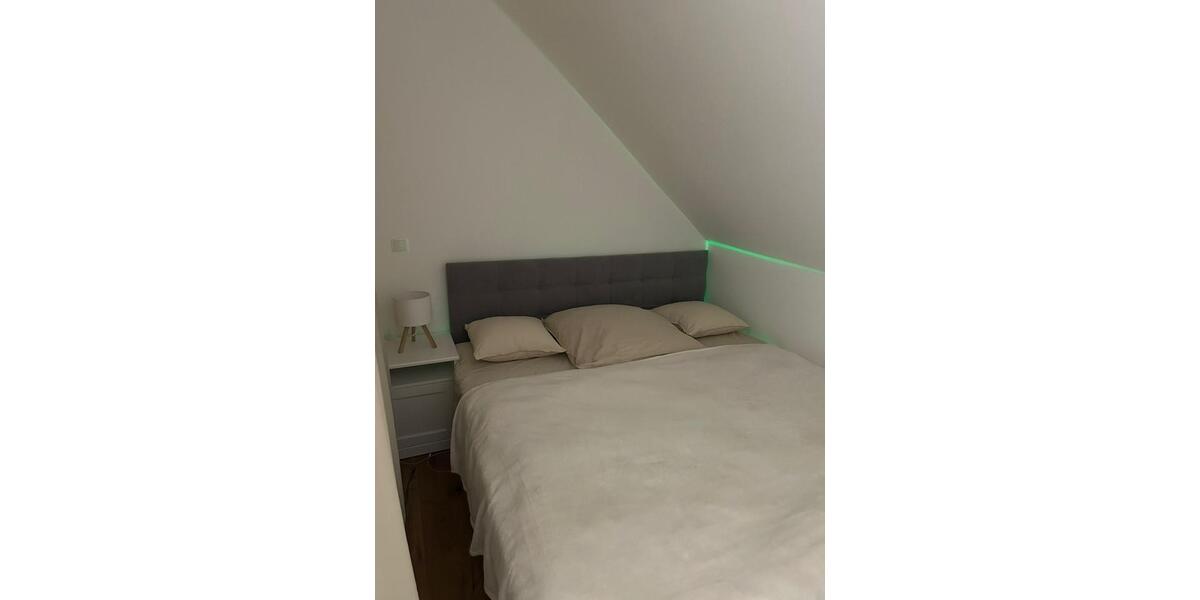 Dachgeschoßwohnung Koblenz Horchheim - 1.5 Zimmer, 35 m&sup2;, 610&euro; | Angebot:25919729