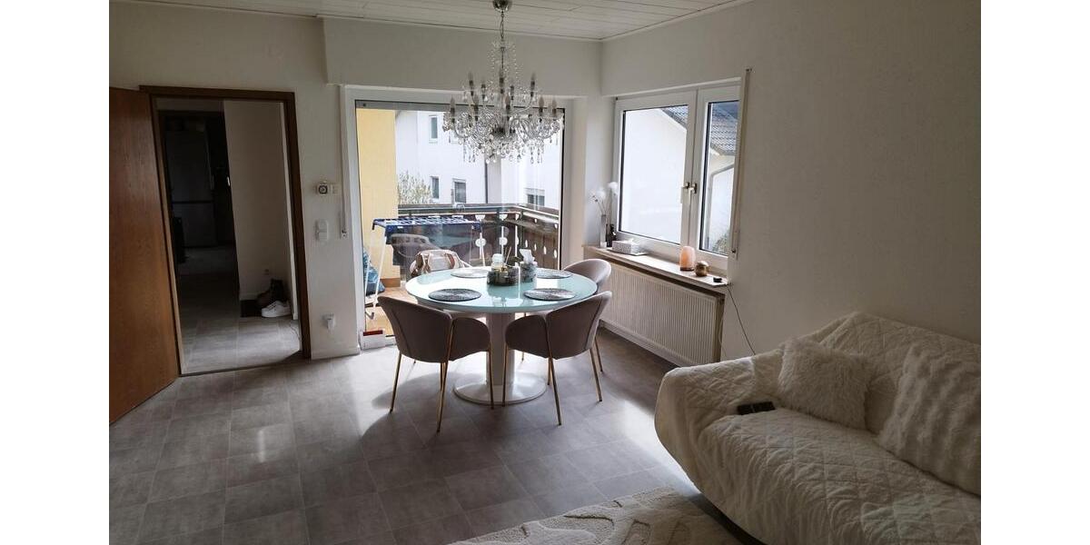 Etagenwohnung Horhausen (Westerwald) - 3 Zimmer, 71 m&sup2;, 590&euro; | Angebot:26002916