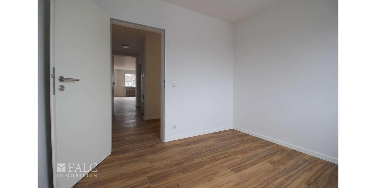 Dachgeschoßwohnung Bendorf - 4 Zimmer, 106 m&sup2;, 1.000&euro; | Angebot:25646957