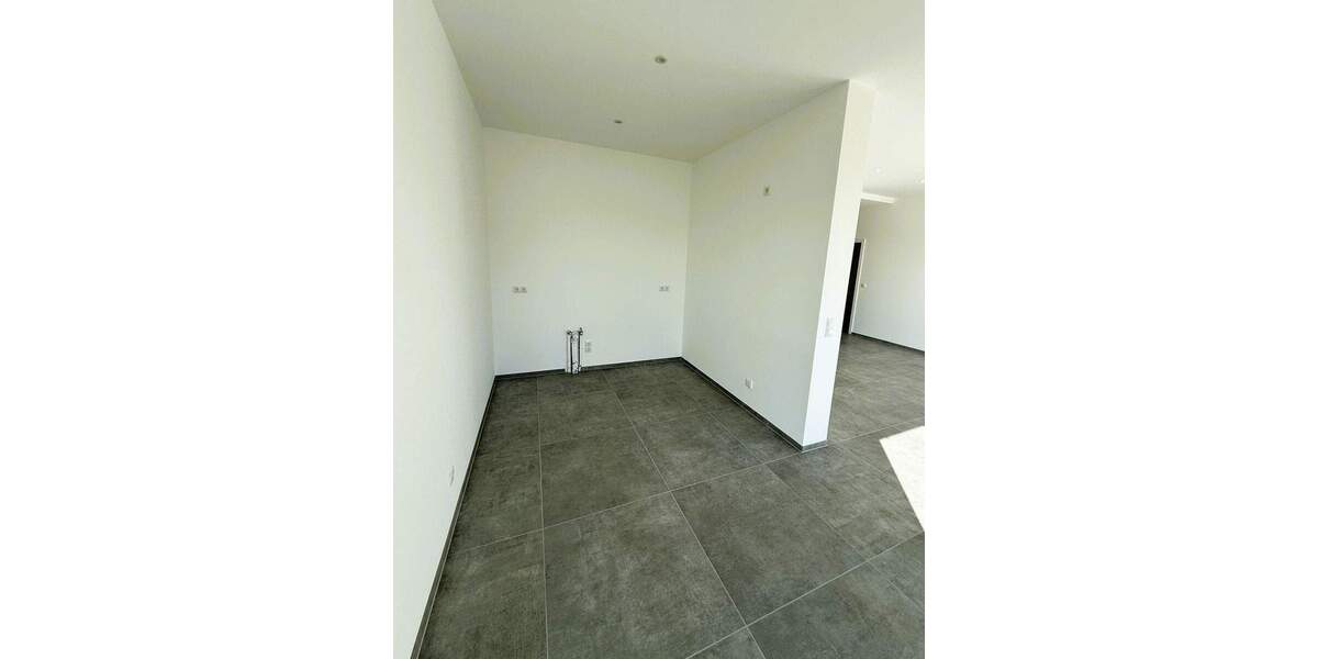 Etagenwohnung Oberhonnefeld-Gierend Oberhonnefeld - 3 Zimmer, 104 m&sup2;, 1.255&euro; | Angebot:25729738