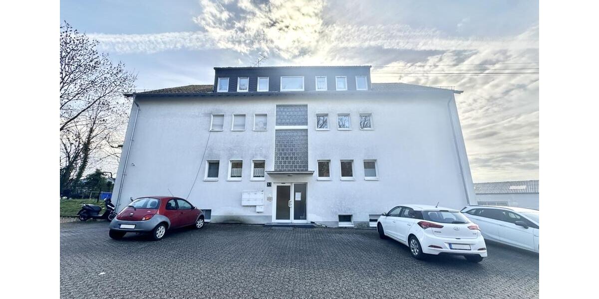 Dachgeschoßwohnung Nauort - 3 Zimmer, 80 m&sup2;, 520&euro; | Angebot:25985996