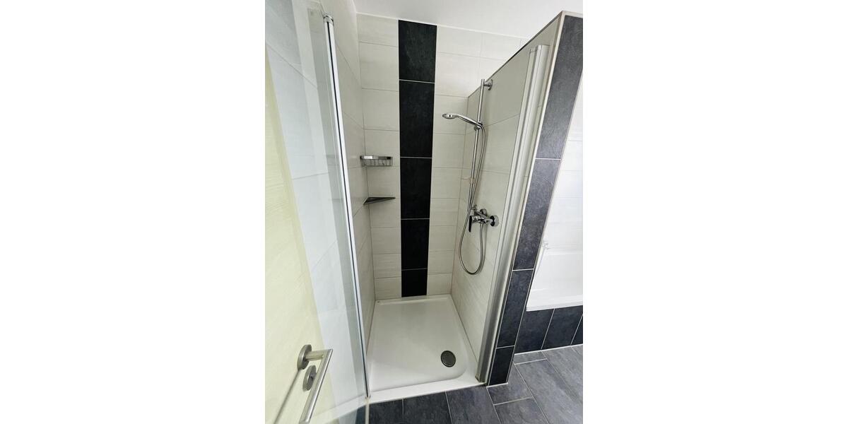 Erdgeschoßwohnung Andernach - 3 Zimmer, 99 m&sup2;, 1.180&euro; | Angebot:25436883