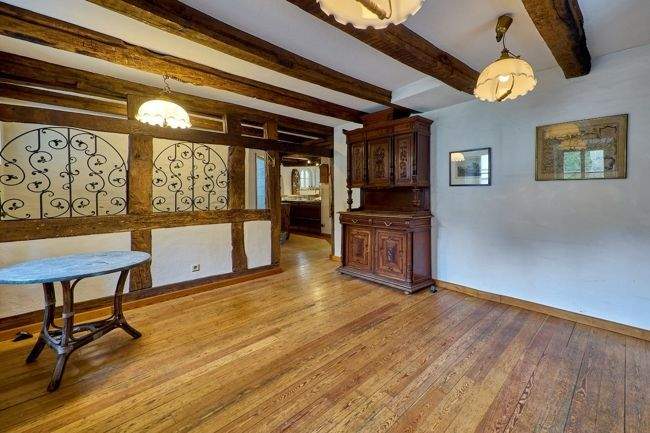 Einfamilienhaus Roes - 1.250.000&euro; | Angebot:25731082