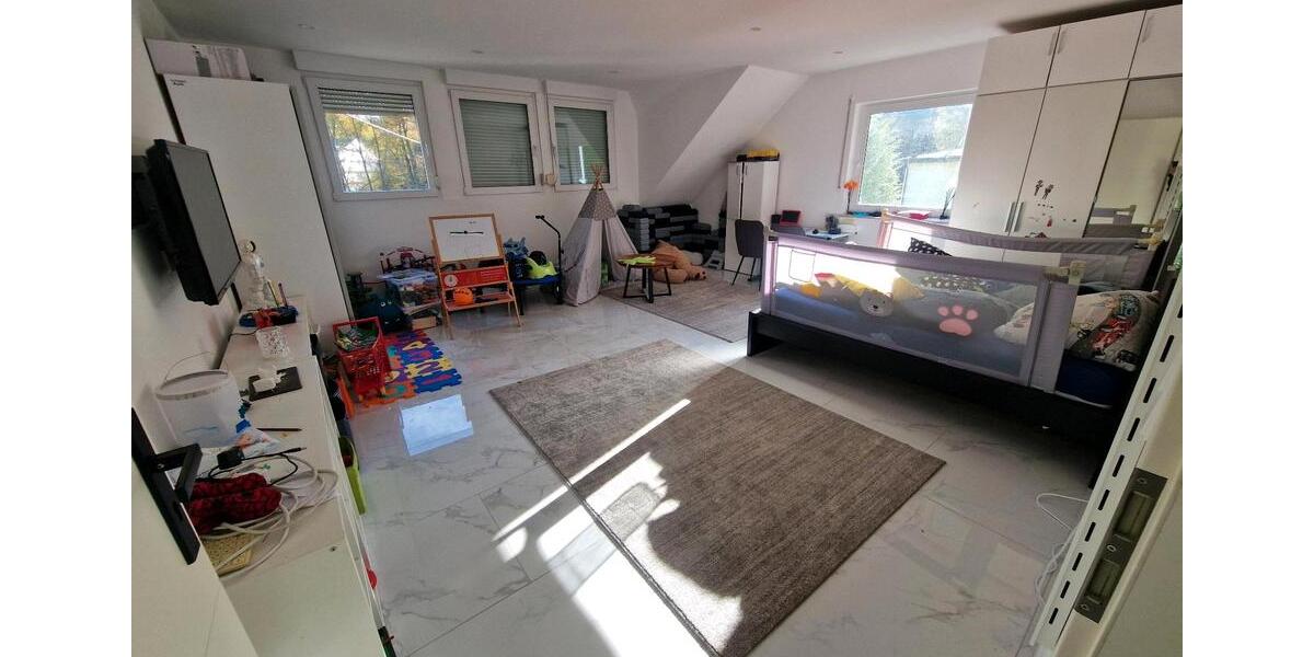 Einfamilienhaus Remagen - 8 Zimmer, 250 m&sup2;, 599.000&euro; | Angebot:25797226