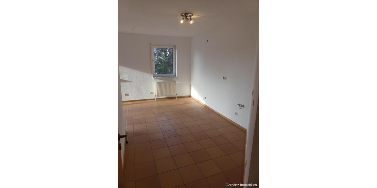 Etagenwohnung Urbar - 3 Zimmer, 86 m&sup2;, 740&euro; | Angebot:24938026